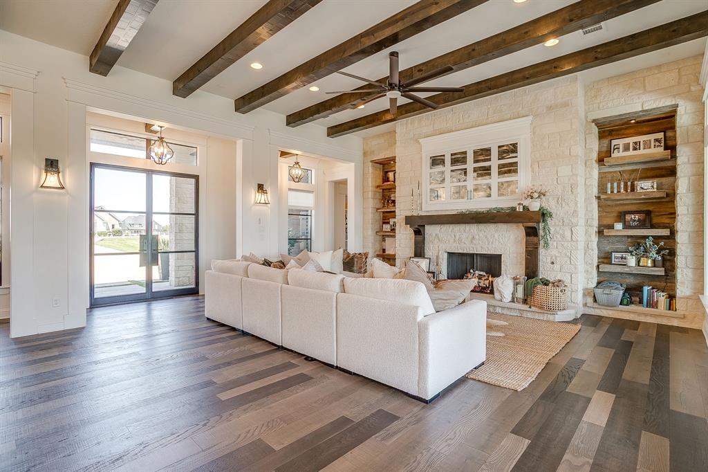 6372 Rigel Road Godley, TX 76044 - Photo 4 of 33