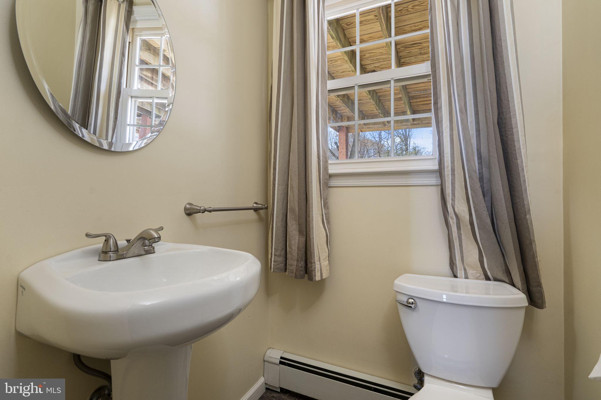 220 Coldstream Road Phoenixville, PA 19460 - Photo 28 of 41 Powder Room