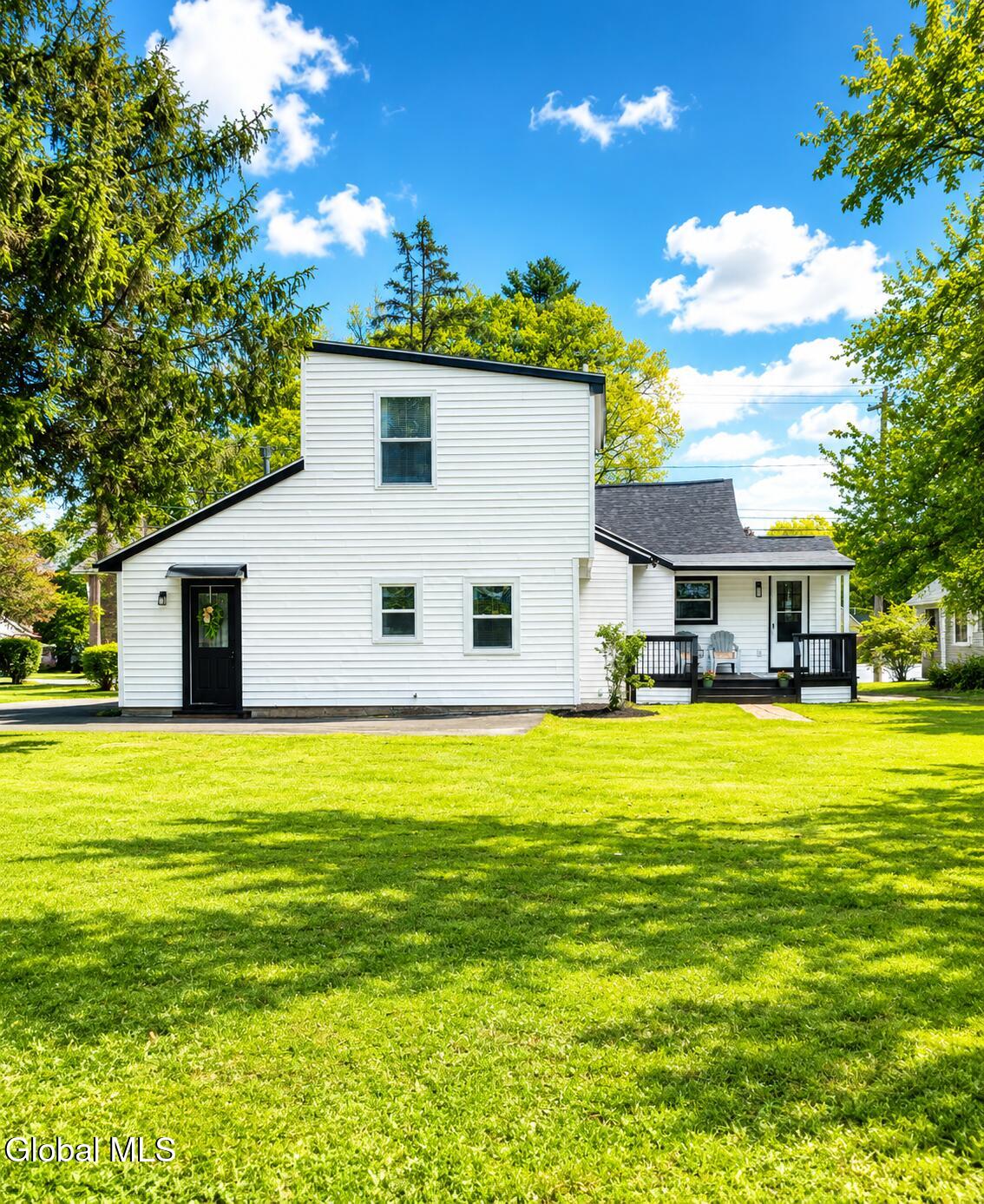 905 Balltown Road Niskayuna, NY 12309 - Photo 3 of 41 In-law