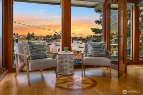 $1,985,000 | 5412 40th Avenue West, Seattle, WA 98199