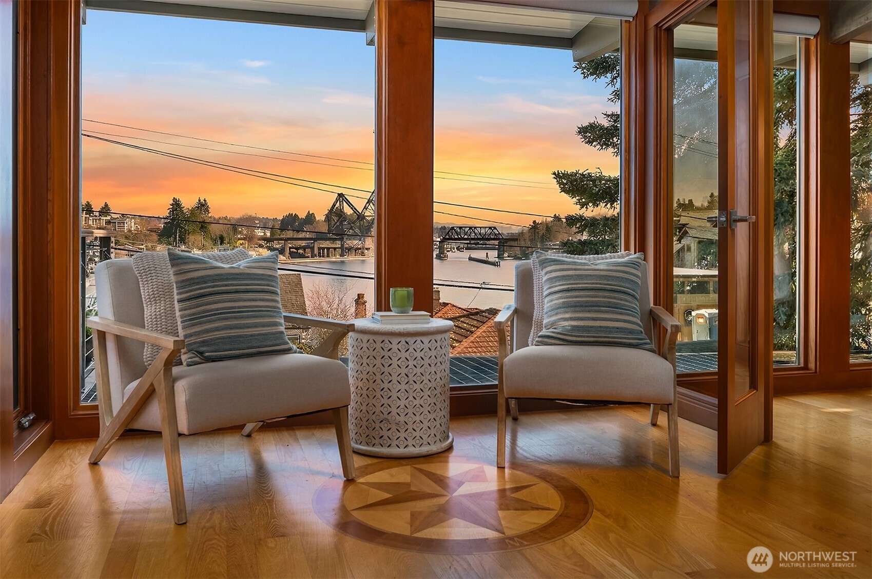 5412 40th Avenue West Seattle, WA 98199 - Photo 17 of 40