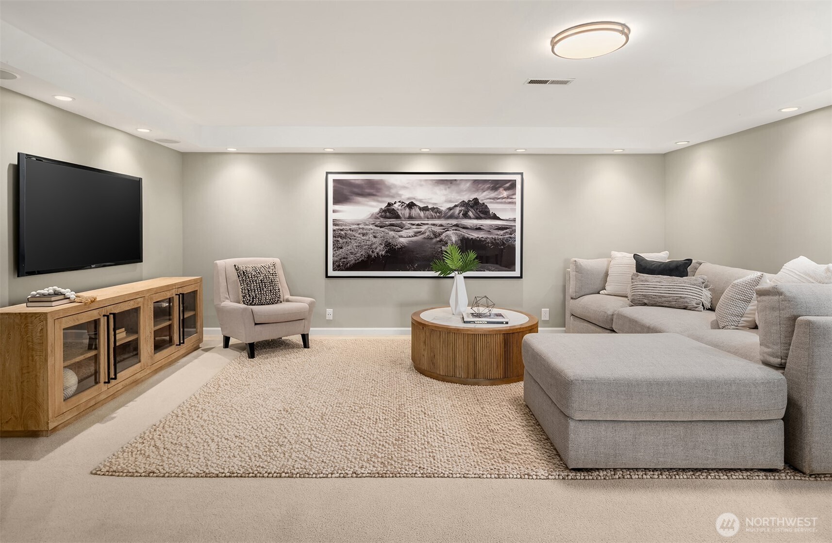 5412 40th Avenue West Seattle, WA 98199 - Photo 28 of 40