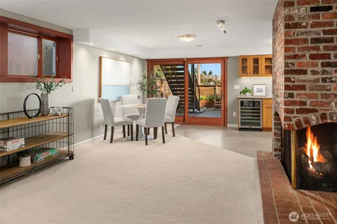 $1,985,000 | 5412 40th Avenue West, Seattle, WA 98199