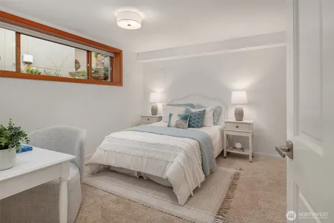 $1,985,000 | 5412 40th Avenue West, Seattle, WA 98199