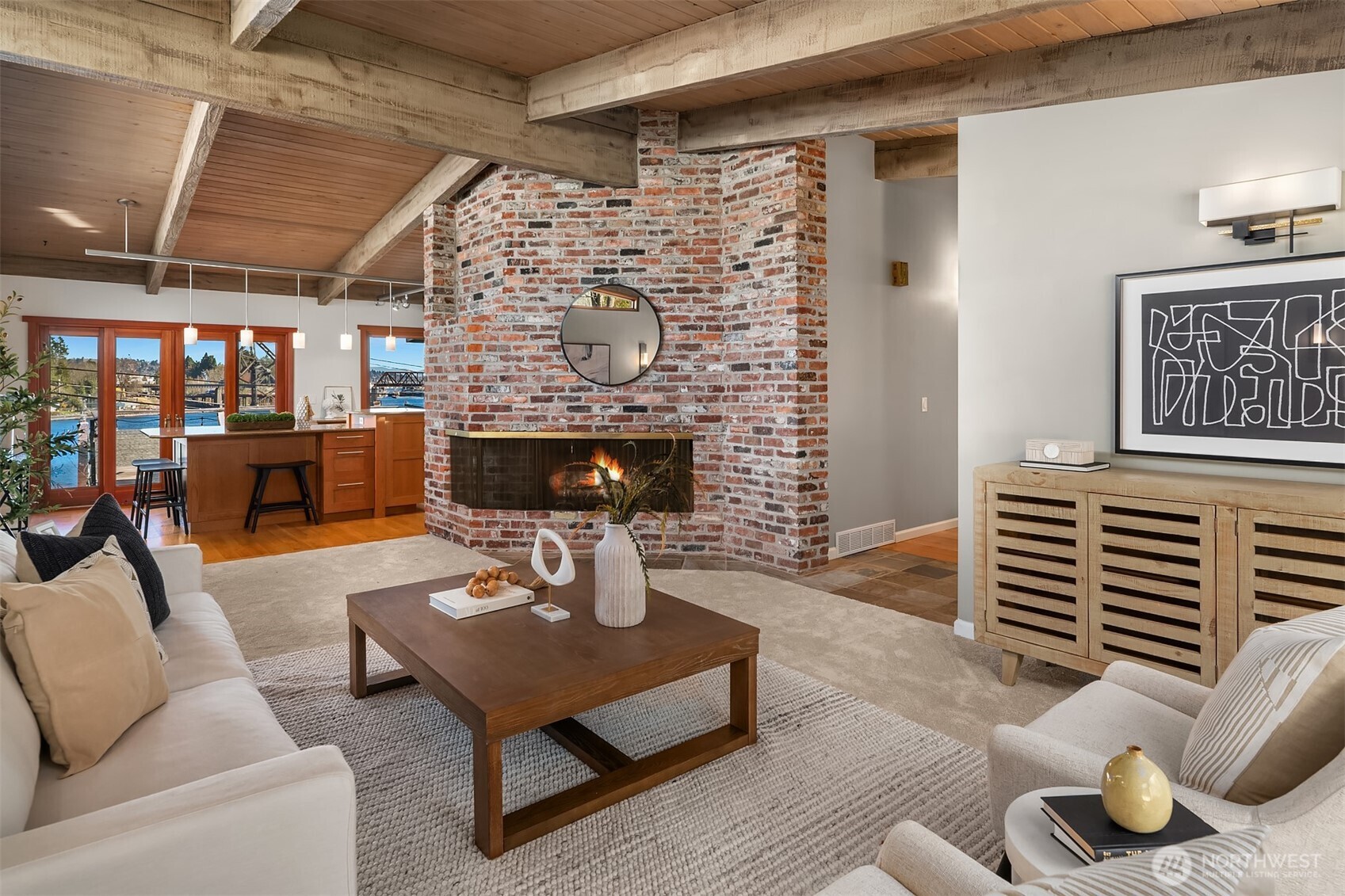 5412 40th Avenue West Seattle, WA 98199 - Photo 7 of 40