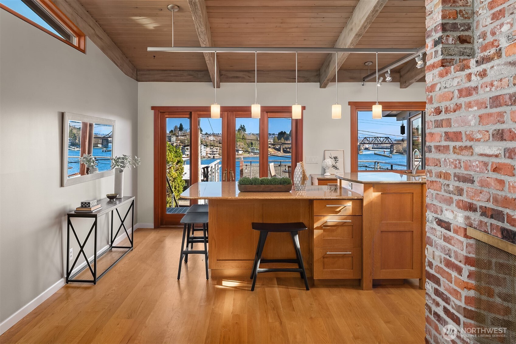 5412 40th Avenue West Seattle, WA 98199 - Photo 8 of 40