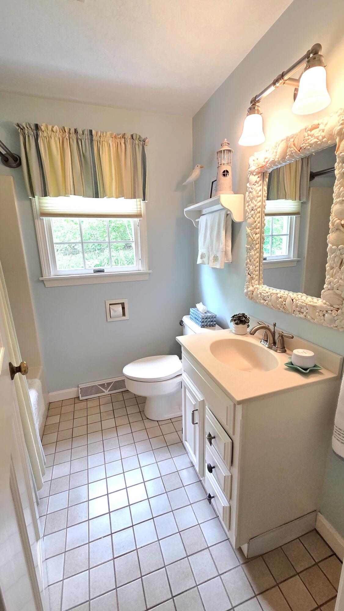 22 Briarfield Road East Dennis, MA 02660 - Photo 9 of 38 1000018112