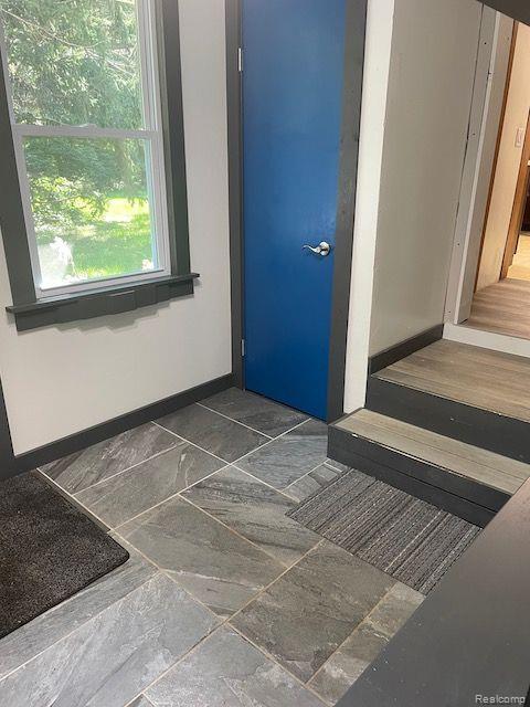 2500 Hunter Road Brighton, MI 48114 - Photo 3 of 31