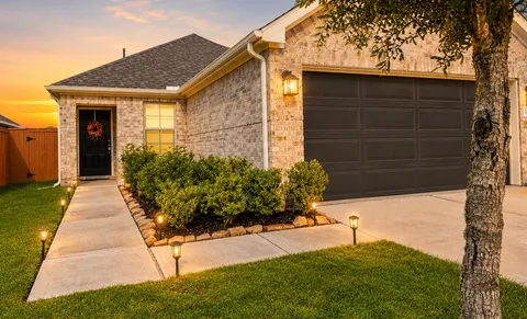$320,000 | 8214 Royal Breeze Drive, Cypress, TX 77433