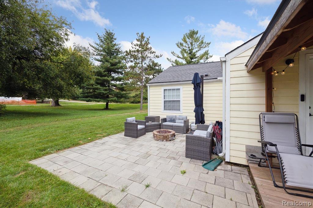 6149 Waldon Road Clarkston, MI 48346 - Photo 26 of 33