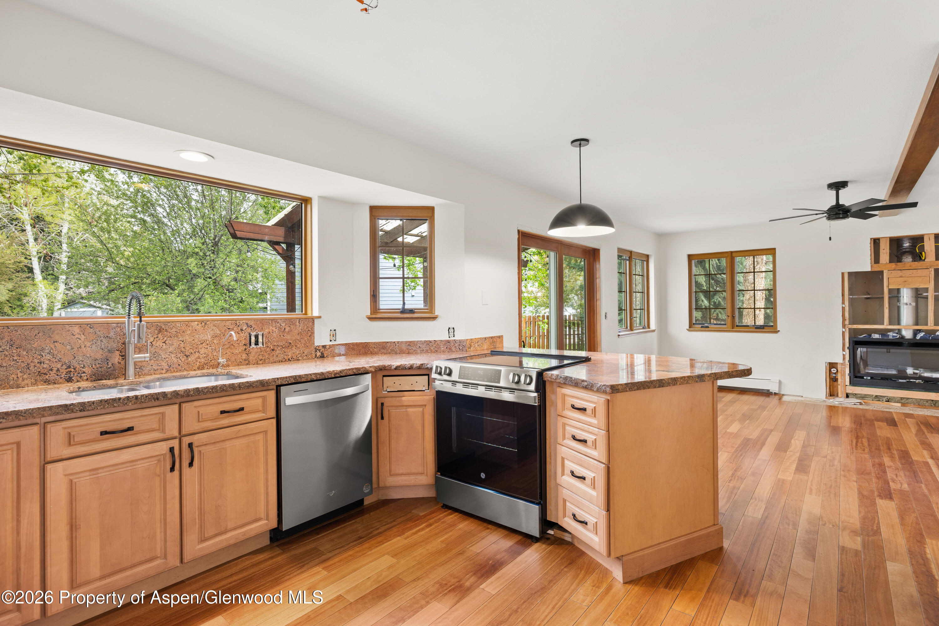 389 Rabbit Road Carbondale, CO 81623 - Photo 3 of 21 Kitchen