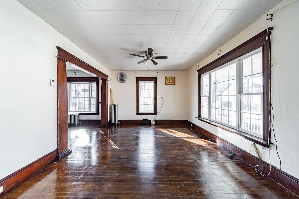 15 Gold Street Springfield, MA 01107 - Photo 8 of 27 Gallery Image 8