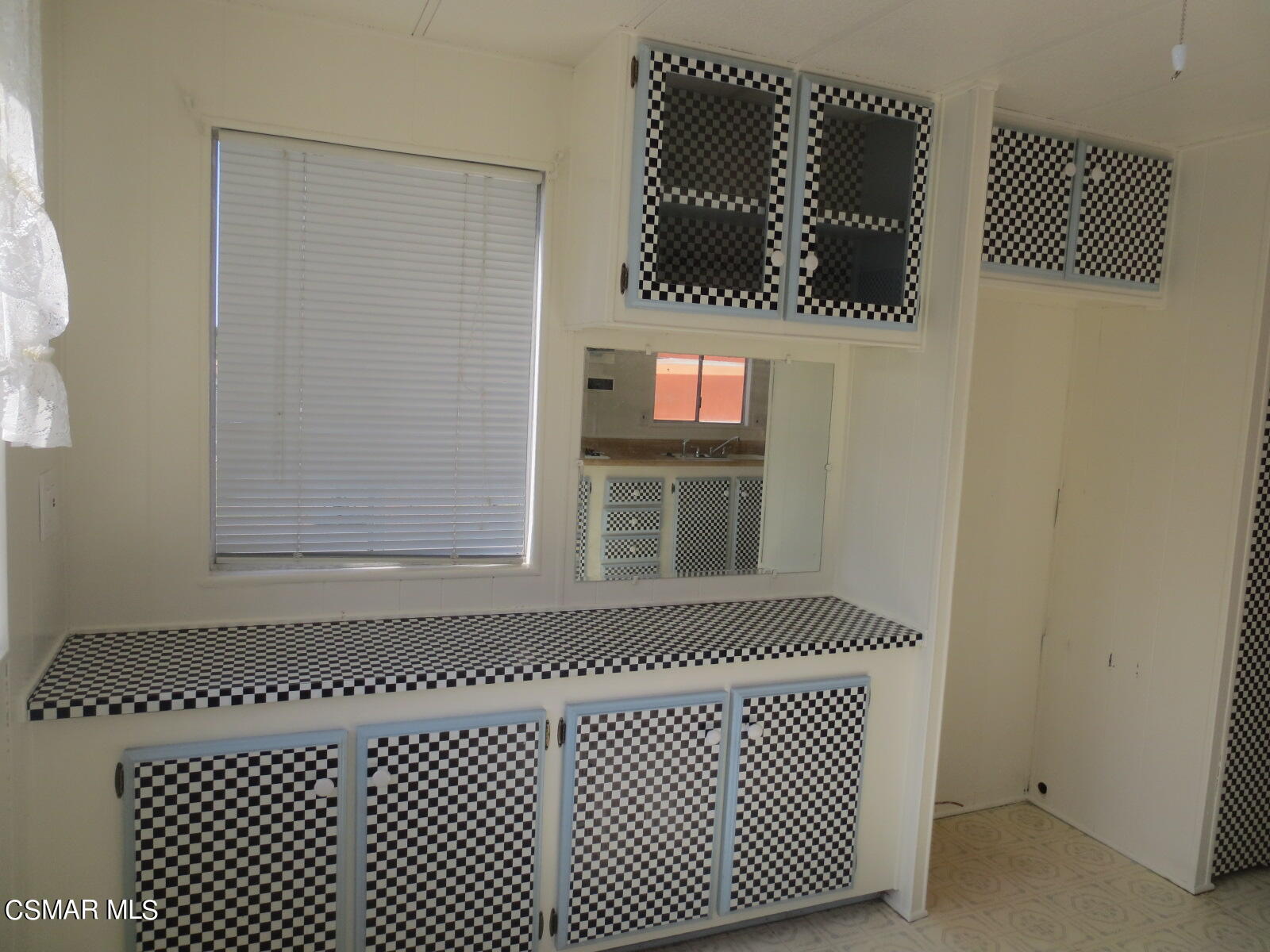 1550 Rory Lane, Unit 120 Simi Valley, CA 93063 - Photo 14 of 40 IMG_1987