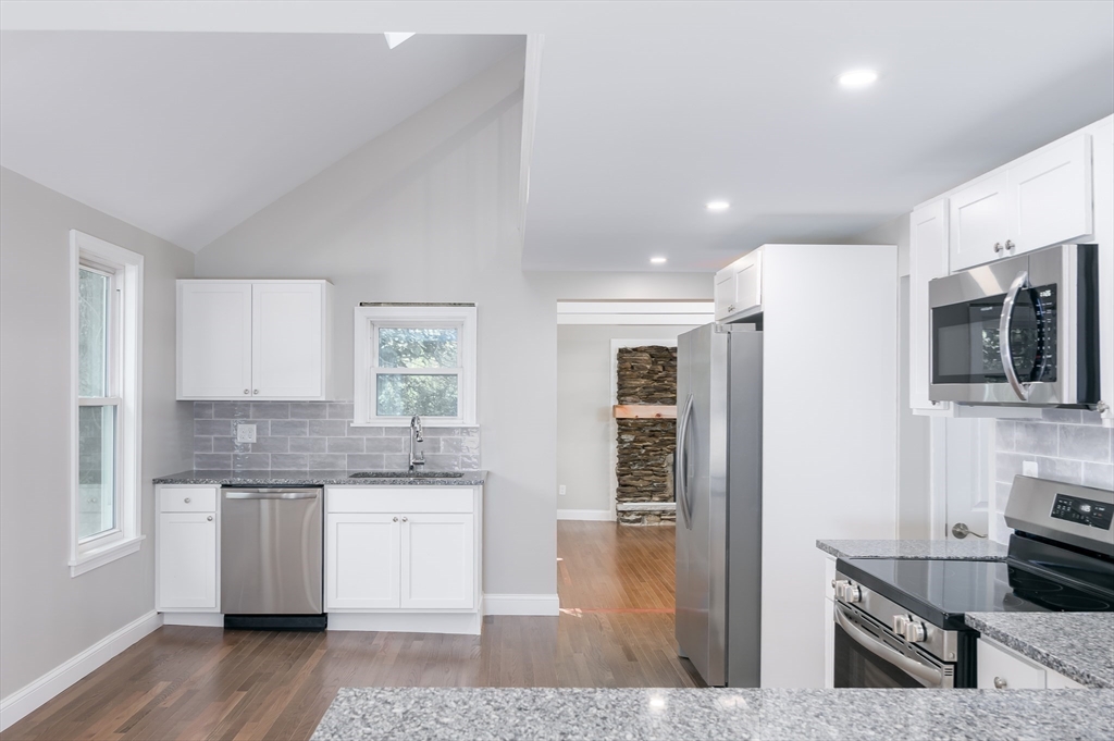 49 Smith And Hanson Road North Brookfield, MA 01535 - Photo 14 of 39