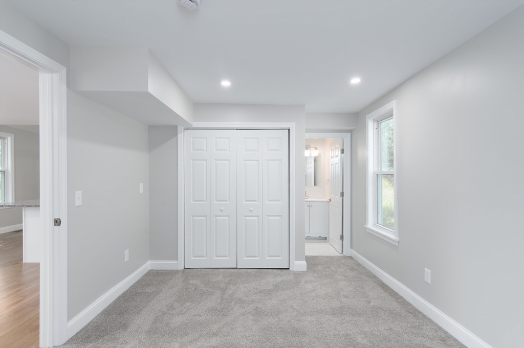 49 Smith And Hanson Road North Brookfield, MA 01535 - Photo 22 of 39