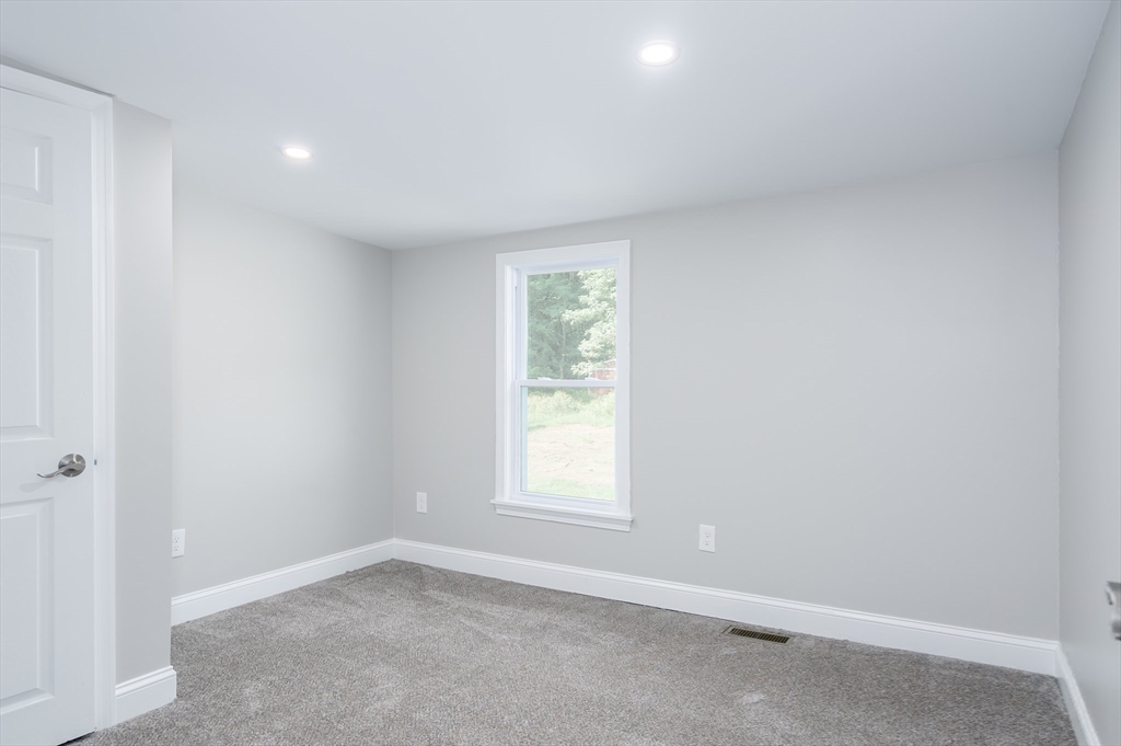 49 Smith And Hanson Road North Brookfield, MA 01535 - Photo 31 of 39