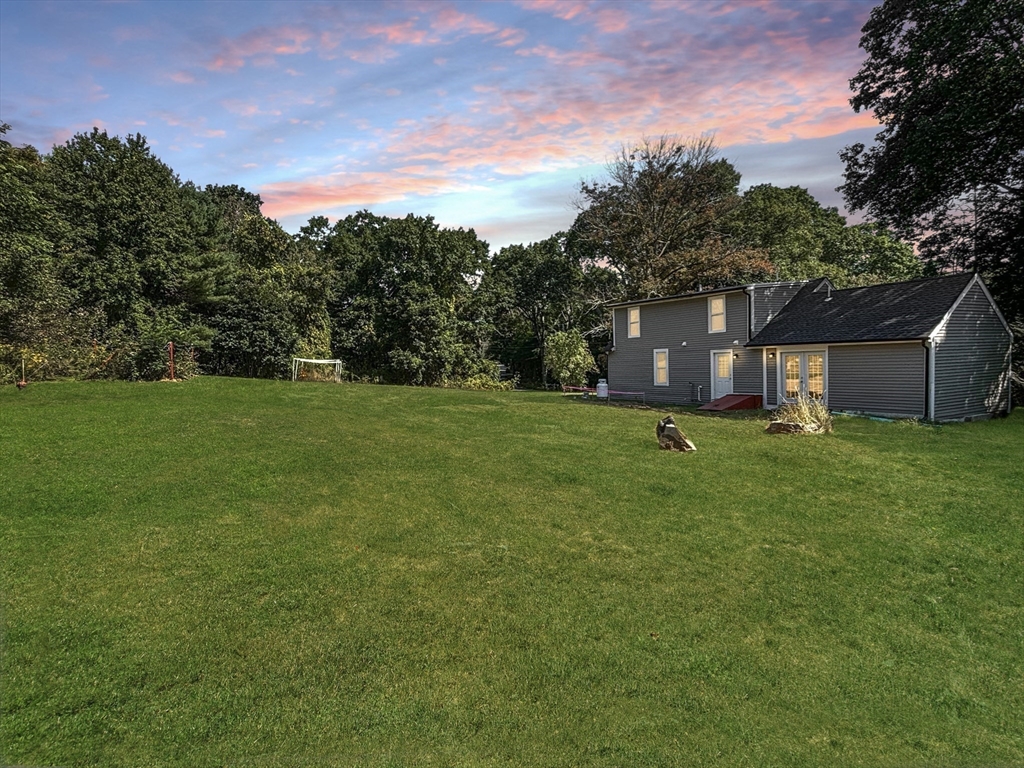 49 Smith And Hanson Road North Brookfield, MA 01535 - Photo 5 of 39