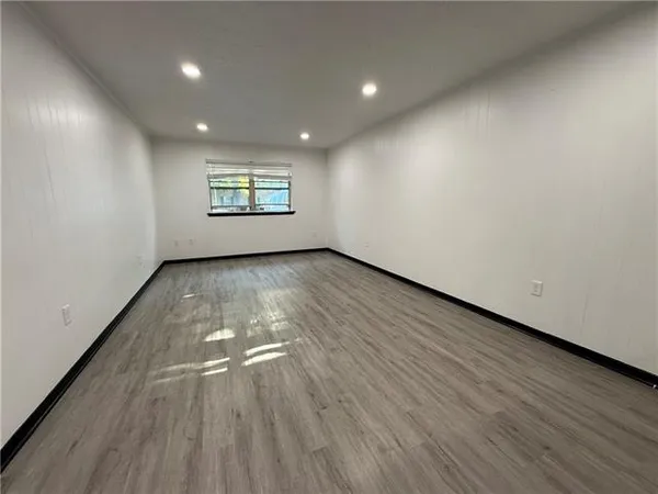 $1,250 | 812 Martin Behrman Avenue, Unit A, Metairie, LA 70005