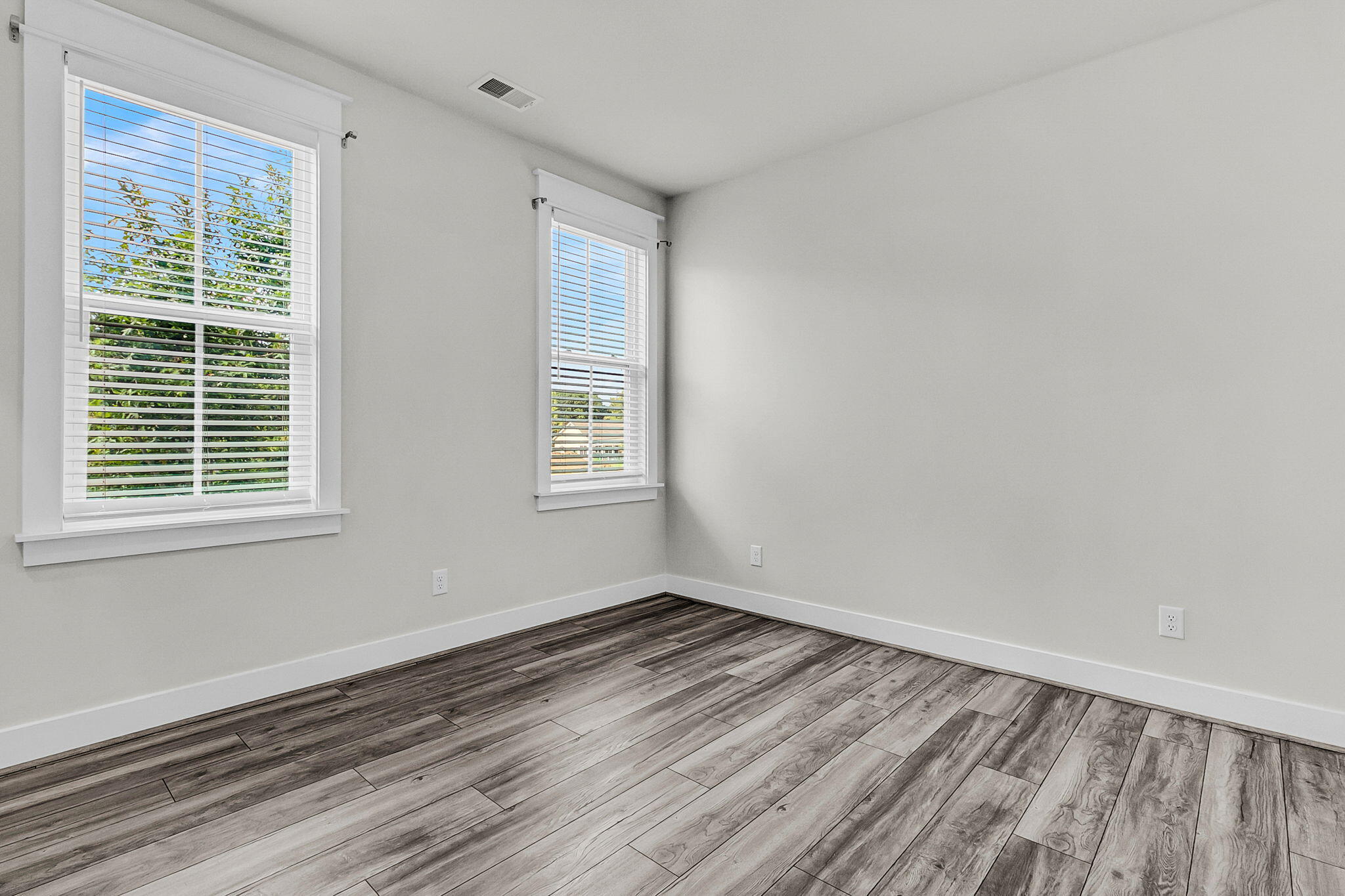 2928 Tranquility Road Mount Pleasant, SC 29466 - Photo 34 of 46 3rd Bedroom / Upper Level