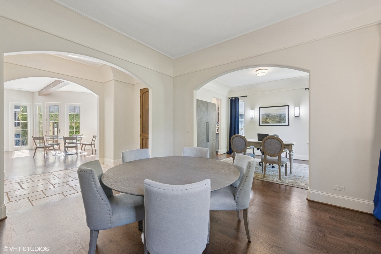 437 North County Line Road Hinsdale, IL 60521 - Photo 13 of 25 a view of a dining room with furniture and wooden floor