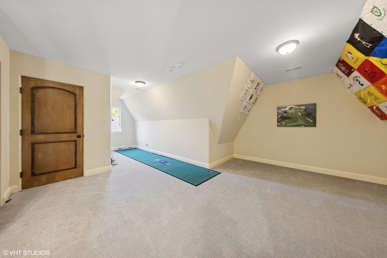 437 North County Line Road Hinsdale, IL 60521 - Photo 21 of 25 a view of an empty room