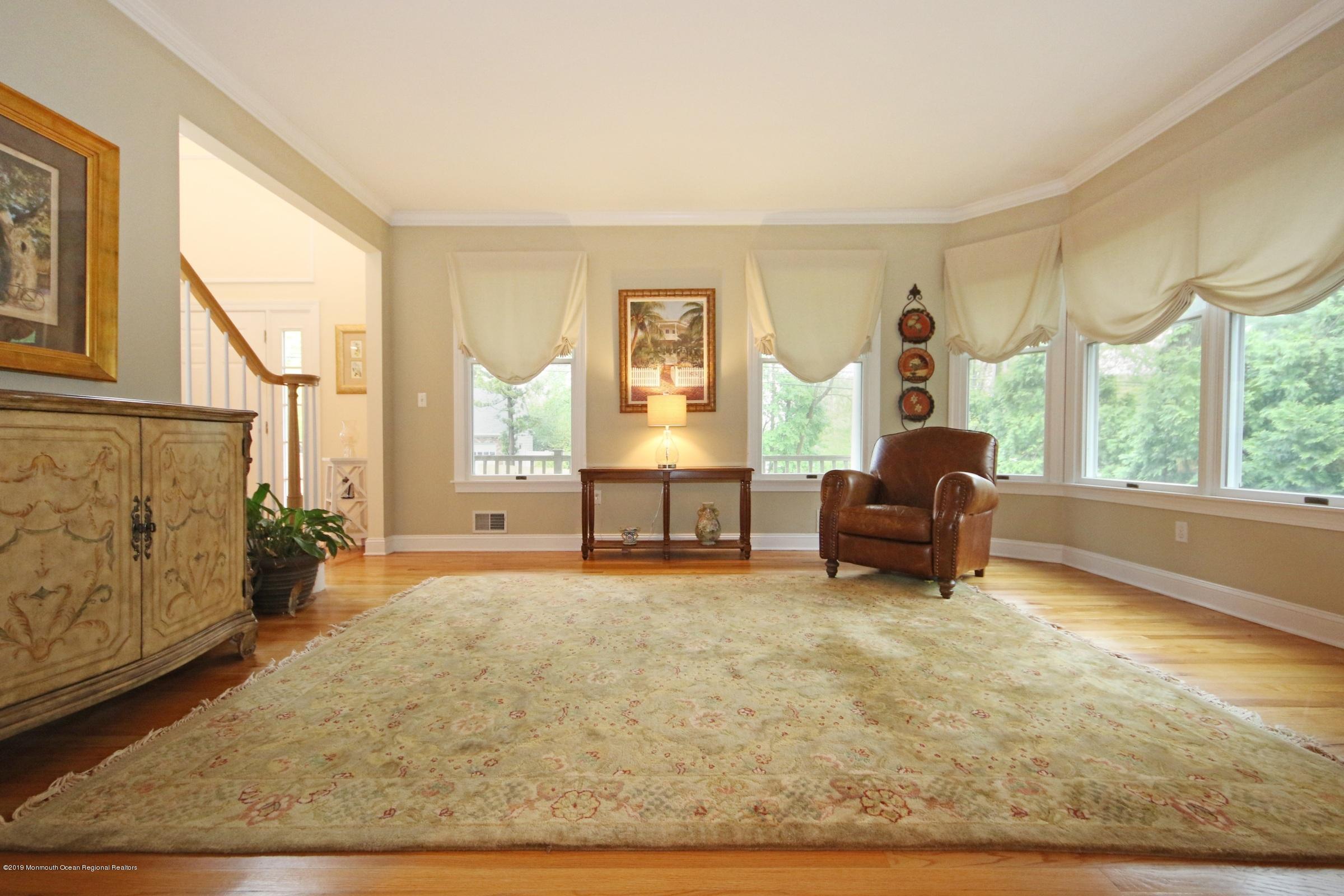 682 Locust Point Road Atlantic Highlands, NJ 07716 - Photo 12 of 45 IMG_1775a