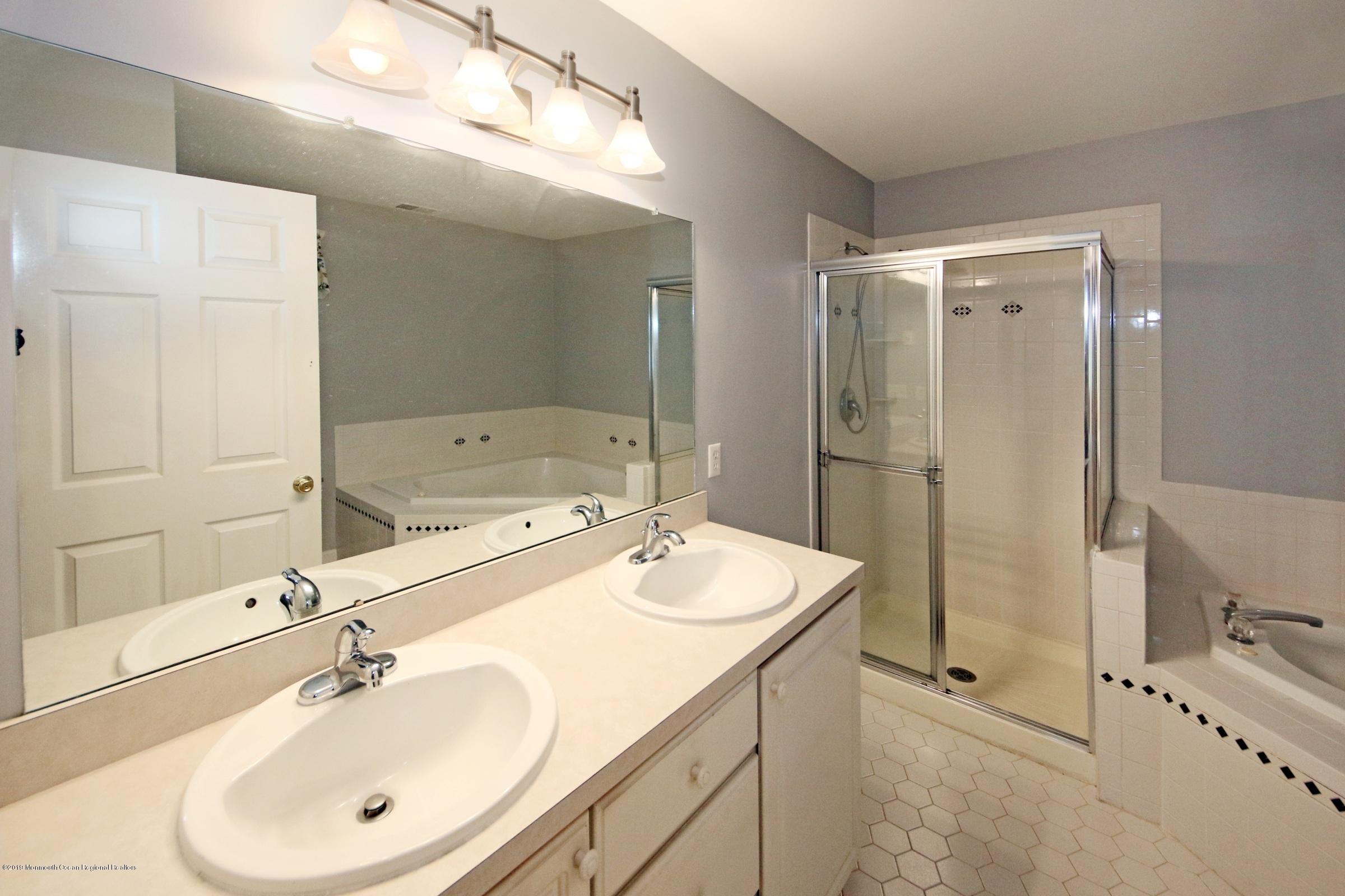 682 Locust Point Road Atlantic Highlands, NJ 07716 - Photo 34 of 45 IMG_1824a