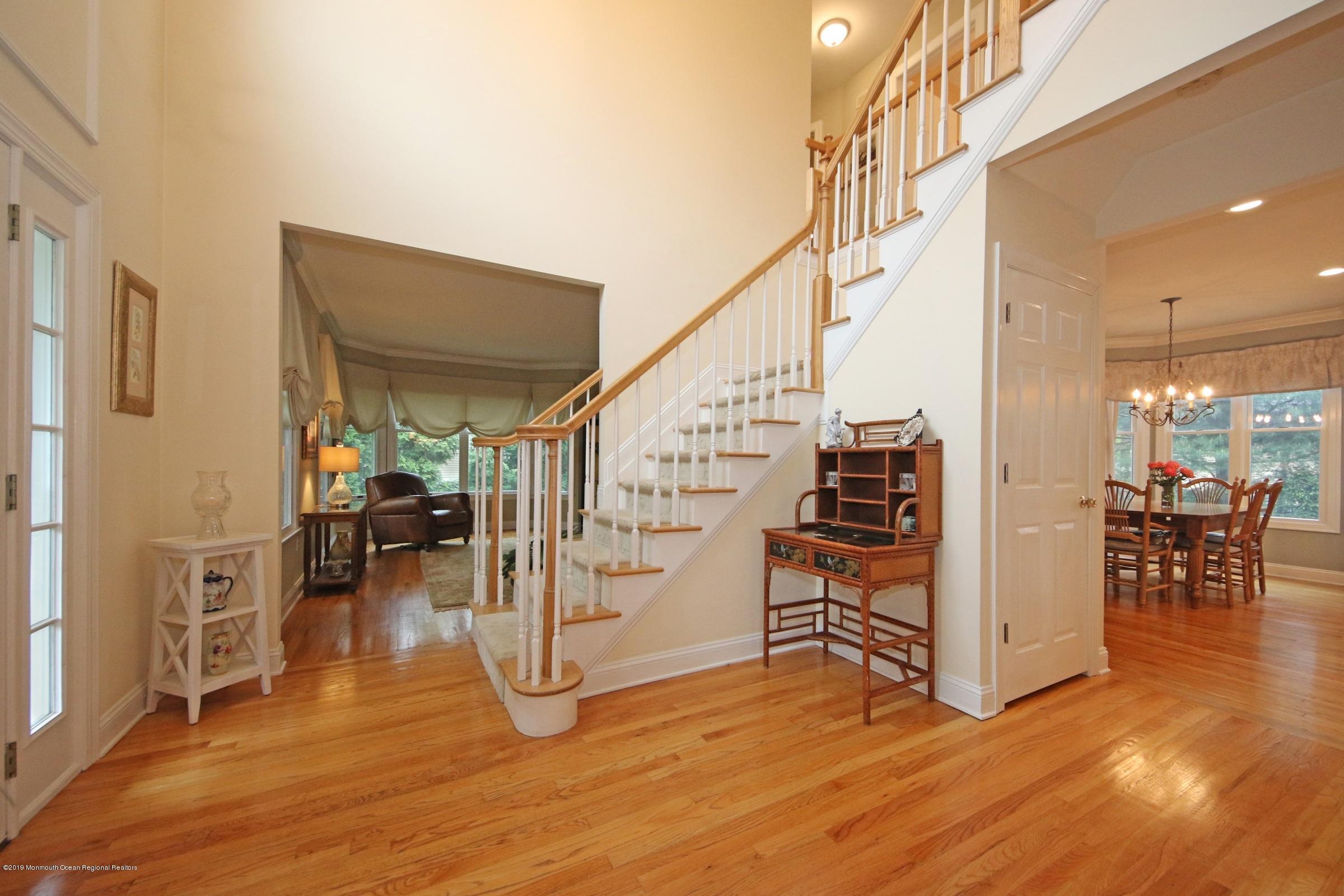682 Locust Point Road Atlantic Highlands, NJ 07716 - Photo 6 of 45 IMG_1759a