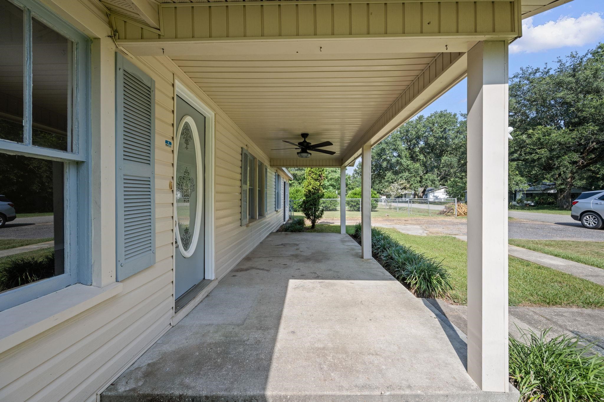 107 Mango Street Bay Minette, AL 36507 - Photo 4 of 27