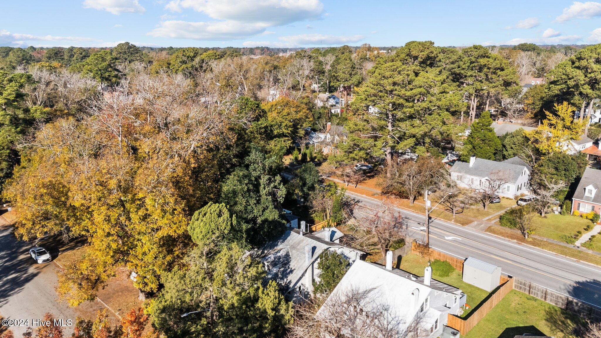 1420 Rhem Avenue New Bern, NC 28560 - Photo 32 of 34 13-web-or-mls-DJI_20241125094829_0734_D