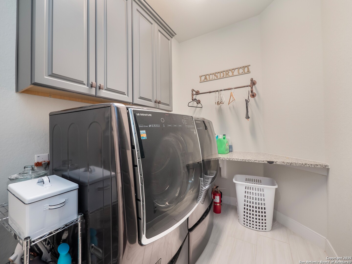 632 Carson Ridge New Braunfels, TX 78132 - Photo 37 of 57 a bathroom with a sink and a mirror
