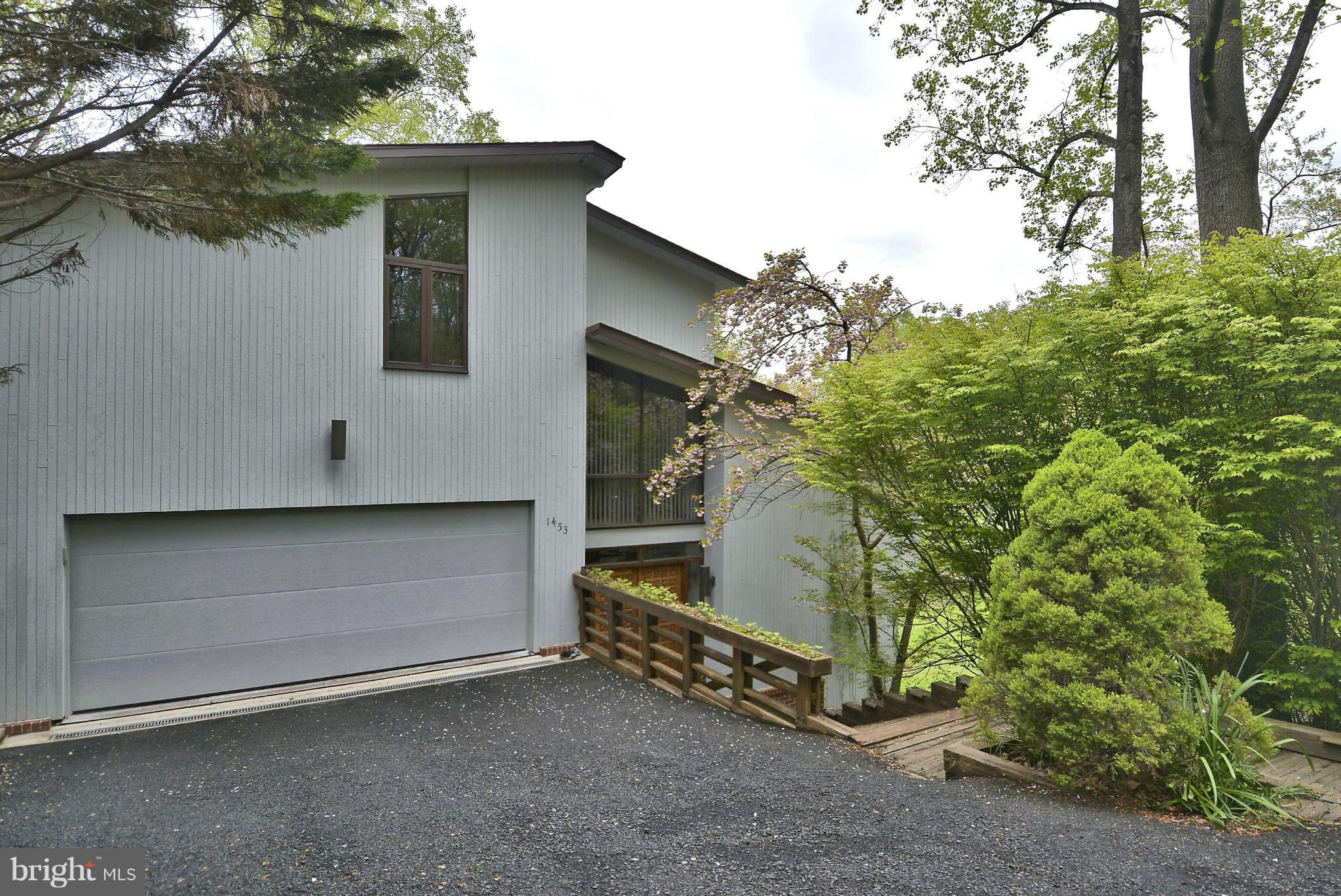 1453 Beulah Road Vienna, VA 22182 - Photo 26 of 30 Exterior (Front)