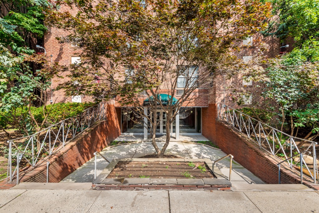 65-15 38th Ave Unit 5F