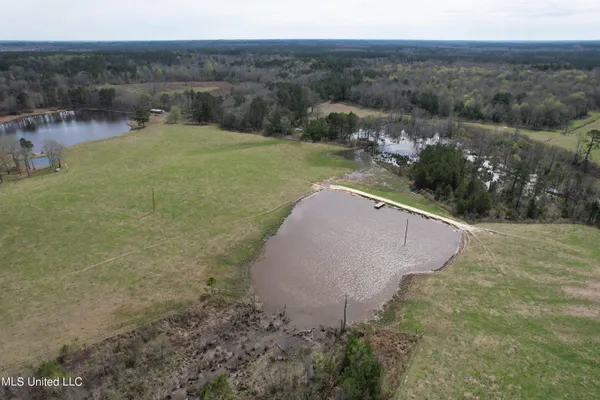 $1,400,000 | 107 Co Road, Pachuta, MS 39347