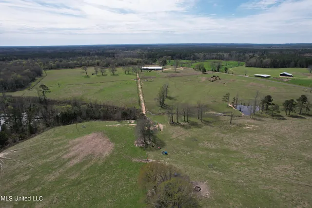 $1,699,000 | 107 Co Road, Pachuta, MS 39347