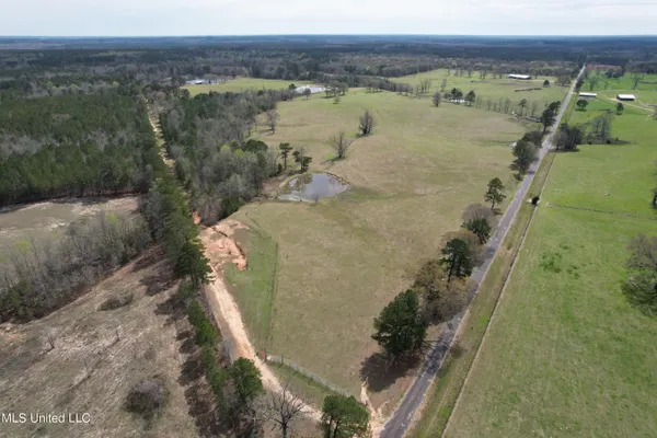 $1,400,000 | 107 Co Road, Pachuta, MS 39347