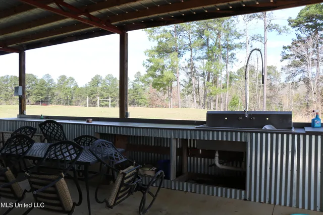$1,699,000 | 107 Co Road, Pachuta, MS 39347