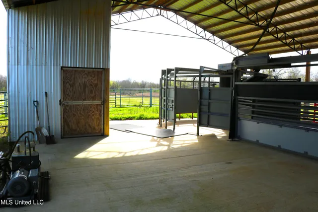 $1,699,000 | 107 Co Road, Pachuta, MS 39347