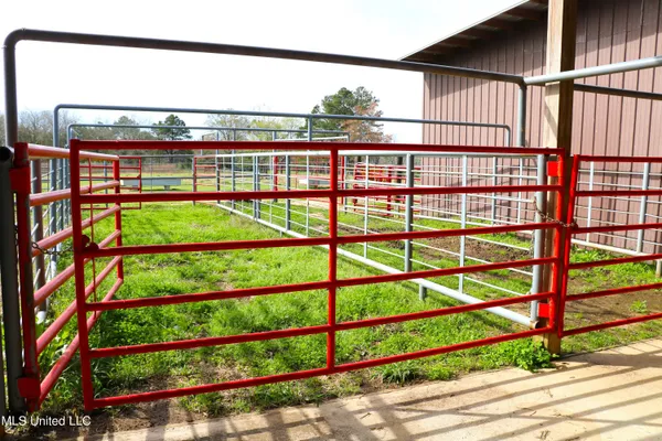 $1,400,000 | 107 Co Road, Pachuta, MS 39347