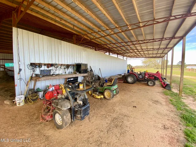 $1,699,000 | 107 Co Road, Pachuta, MS 39347