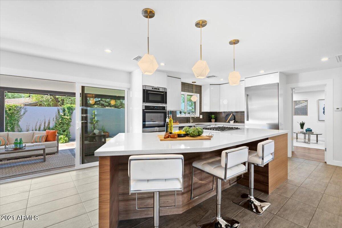 2117 East Lawrence Road Phoenix, AZ 85016 - Photo 12 of 40 Kitchen