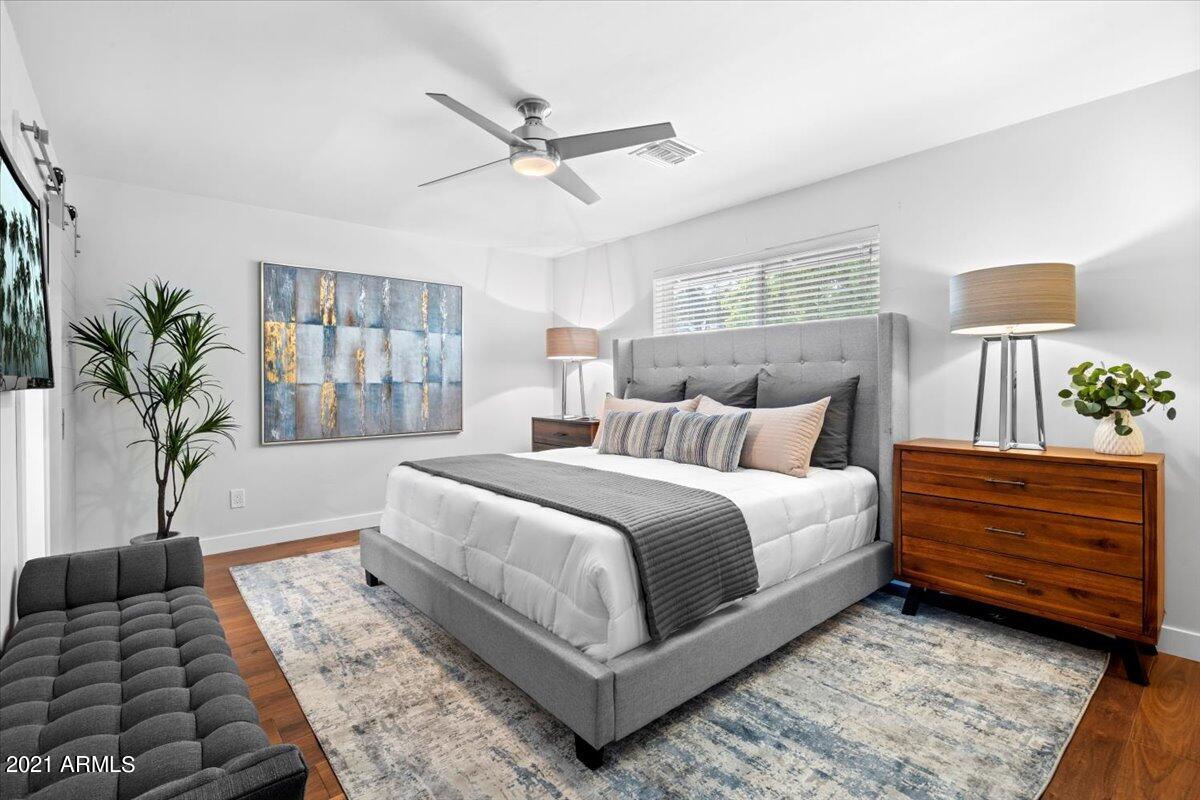 2117 East Lawrence Road Phoenix, AZ 85016 - Photo 23 of 40 Primary Bedroom