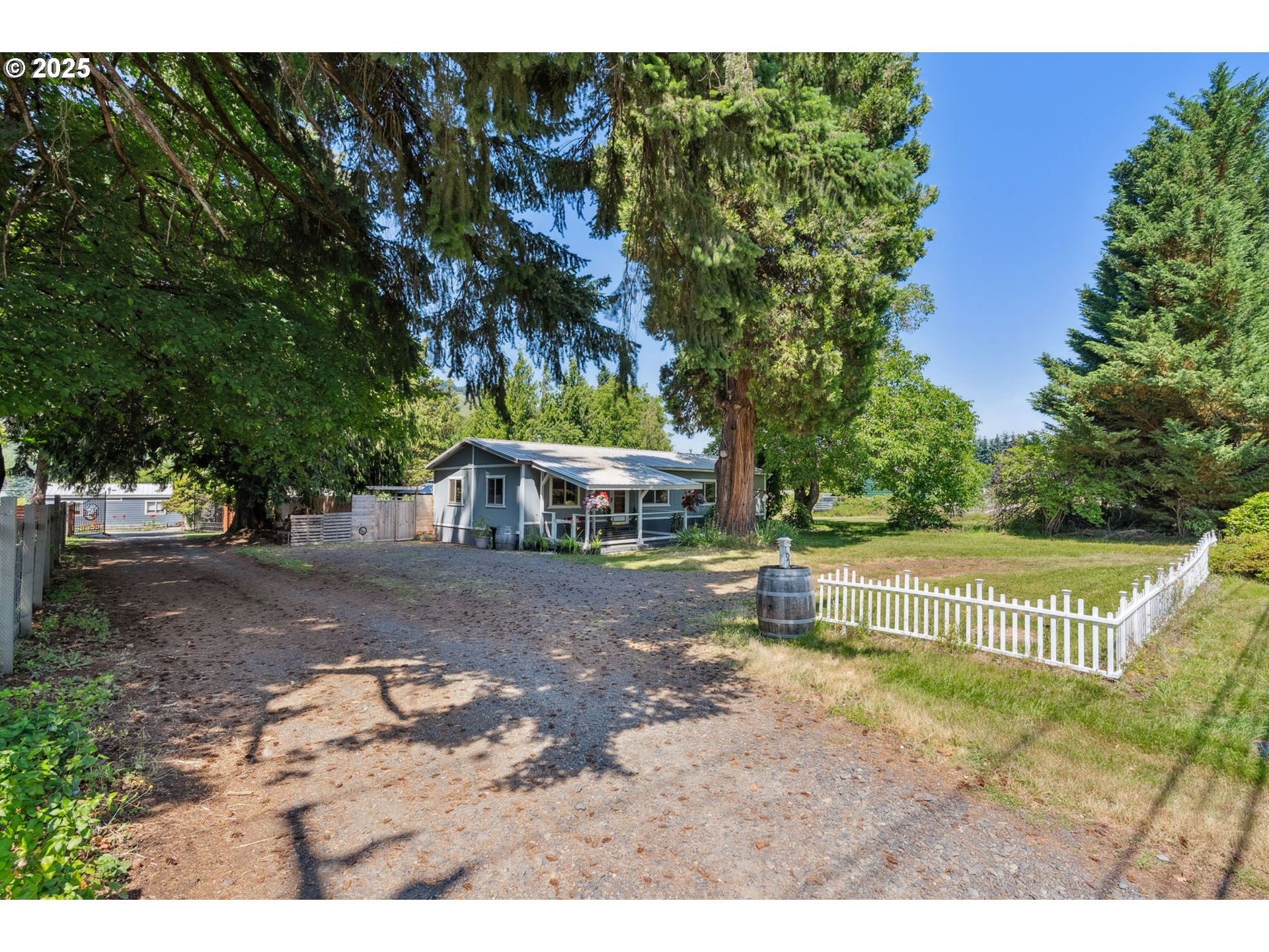 191 Metzger Road Carson, WA 98610 - Photo 2 of 40 Gallery Image 2