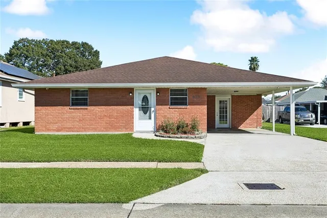 $289,900 | 619 Bellanger Street, Harvey, LA 70058