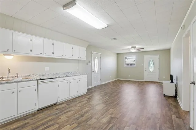 $289,900 | 619 Bellanger Street, Harvey, LA 70058