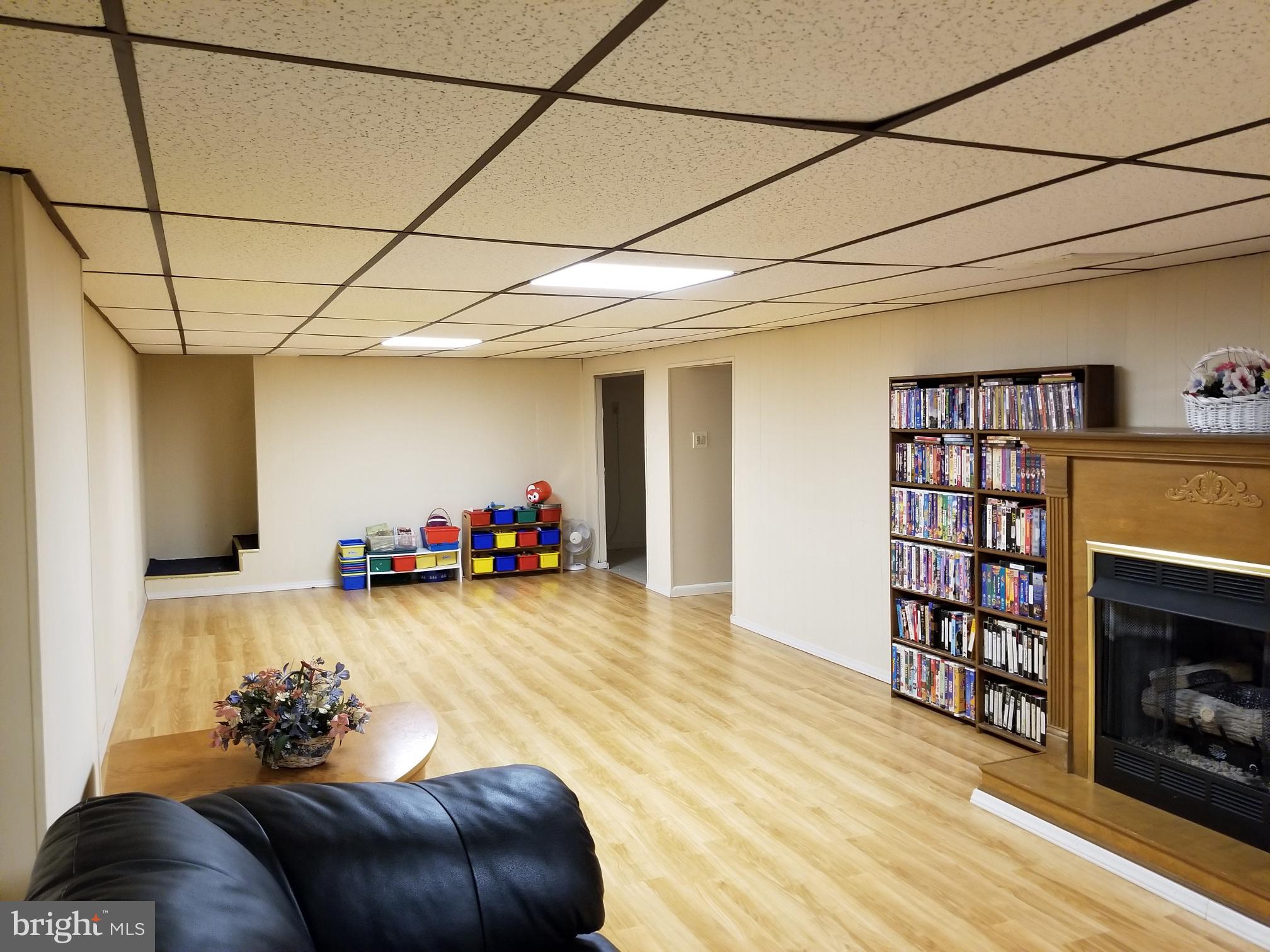 3 Spring Valley Lane Ewing, NJ 08638 - Photo 29 of 36 Gallery Image 29