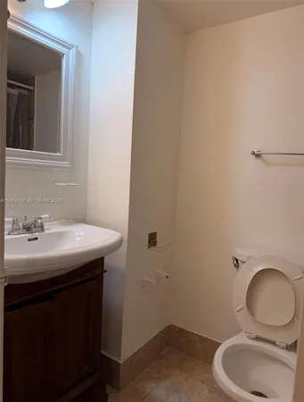 $1,950 | 1805 Sans Souci Boulevard, Unit 501, North Miami, FL 33181