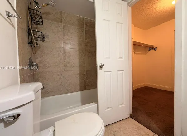 $1,950 | 1805 Sans Souci Boulevard, Unit 501, North Miami, FL 33181