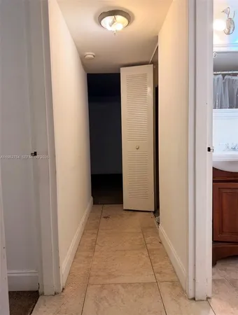 $1,950 | 1805 Sans Souci Boulevard, Unit 501, North Miami, FL 33181