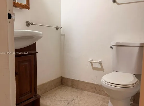 $1,950 | 1805 Sans Souci Boulevard, Unit 501, North Miami, FL 33181